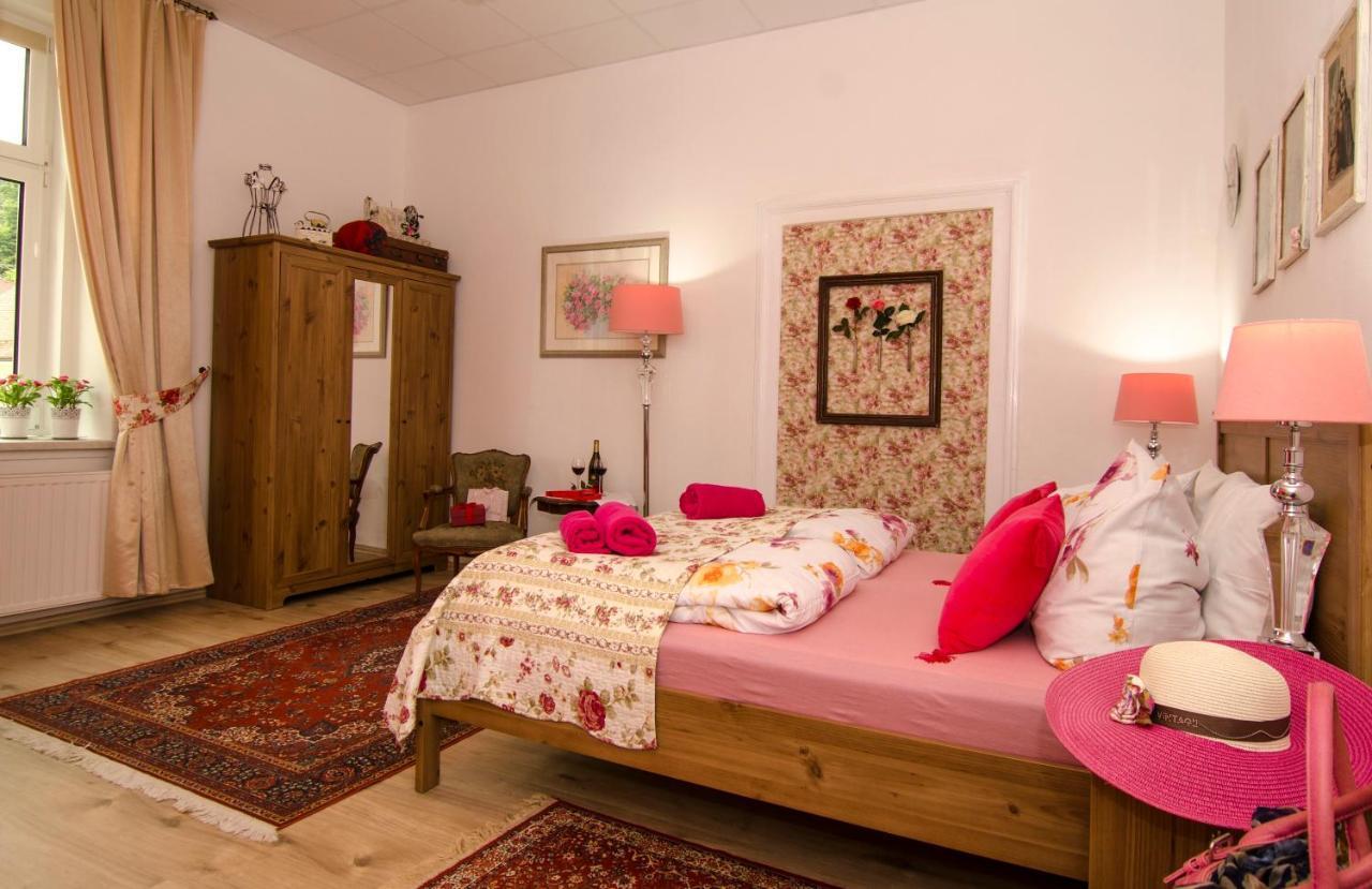 Trubarjev Art Boutique Hotel Lasko Luaran gambar