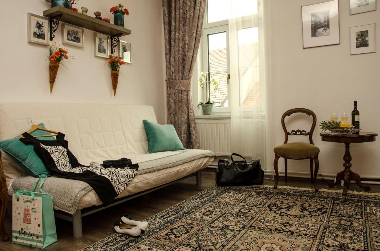 Trubarjev Art Boutique Hotel Lasko Luaran gambar